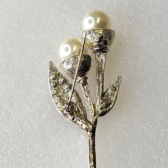 Faux Pearl Flower Bud Brooch Pin - Picture 9 of 11